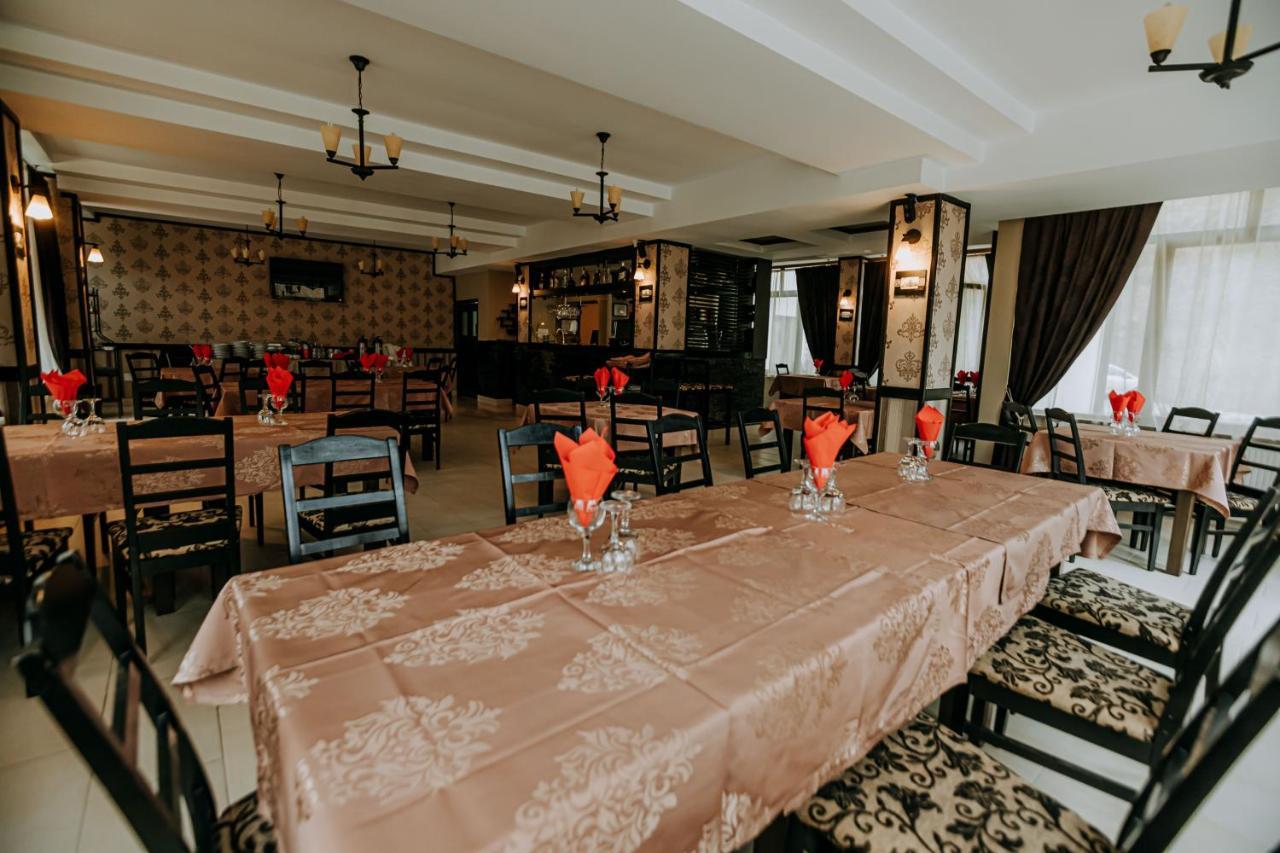 Guest House Lacul Linistit Моняса Экстерьер фото